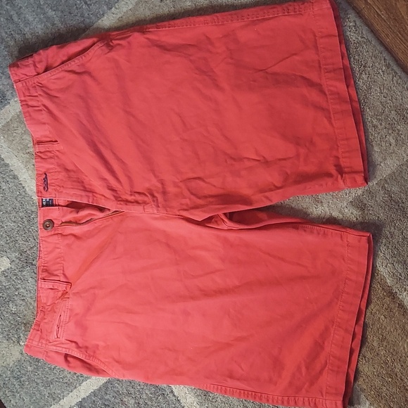 American Eagle Outfitters Other - American Eagle Outfitters Men's Red Flat Front Shorts